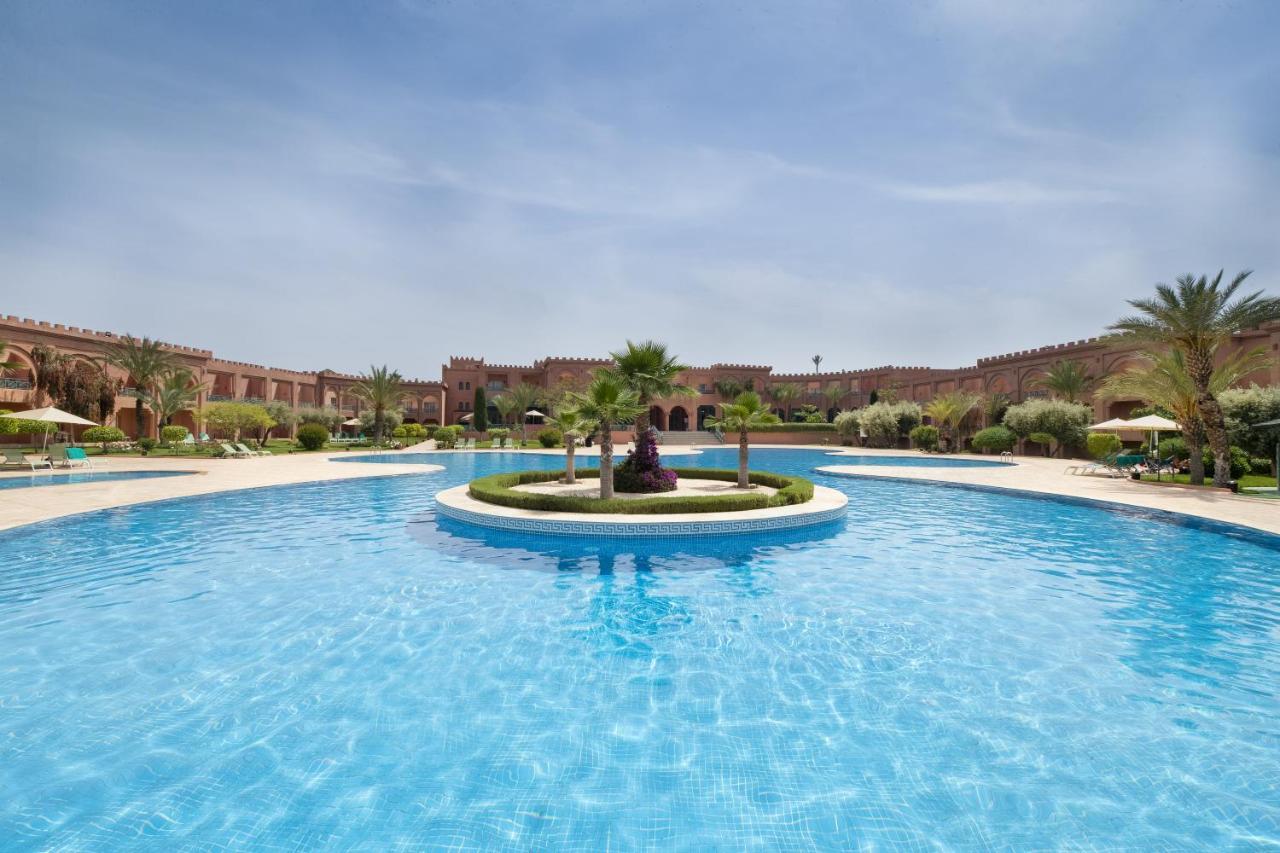 מרקש Grand Mogador Agdal & Spa מראה חיצוני תמונה The swimming pool at the hotel